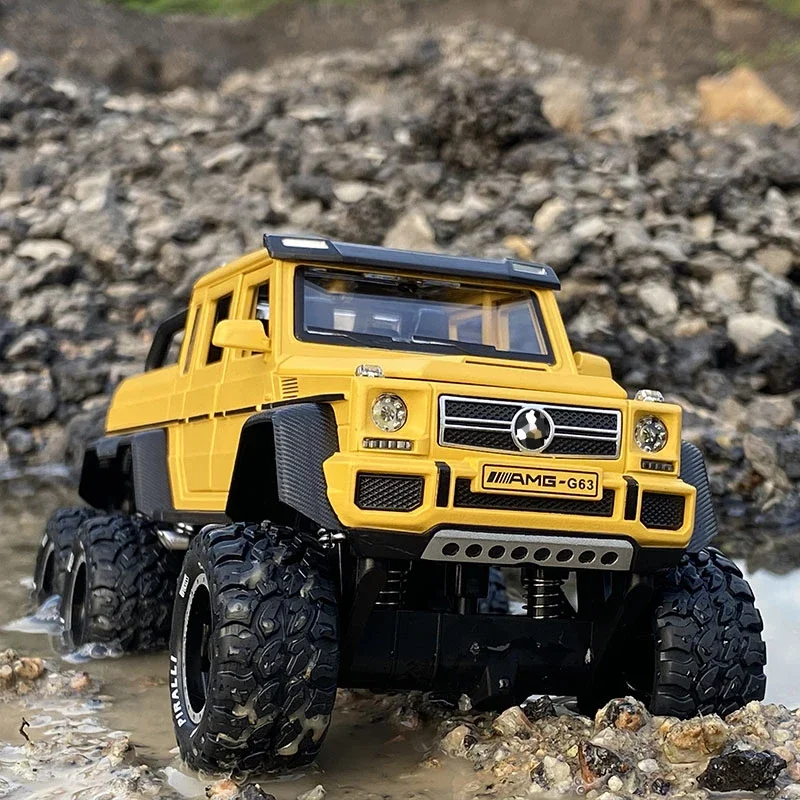 G63 6X6 AMG Diecast Model 1:28 Scale 7 G63 6X6 AMG Diecast Model 1:28 Scale - Image 7