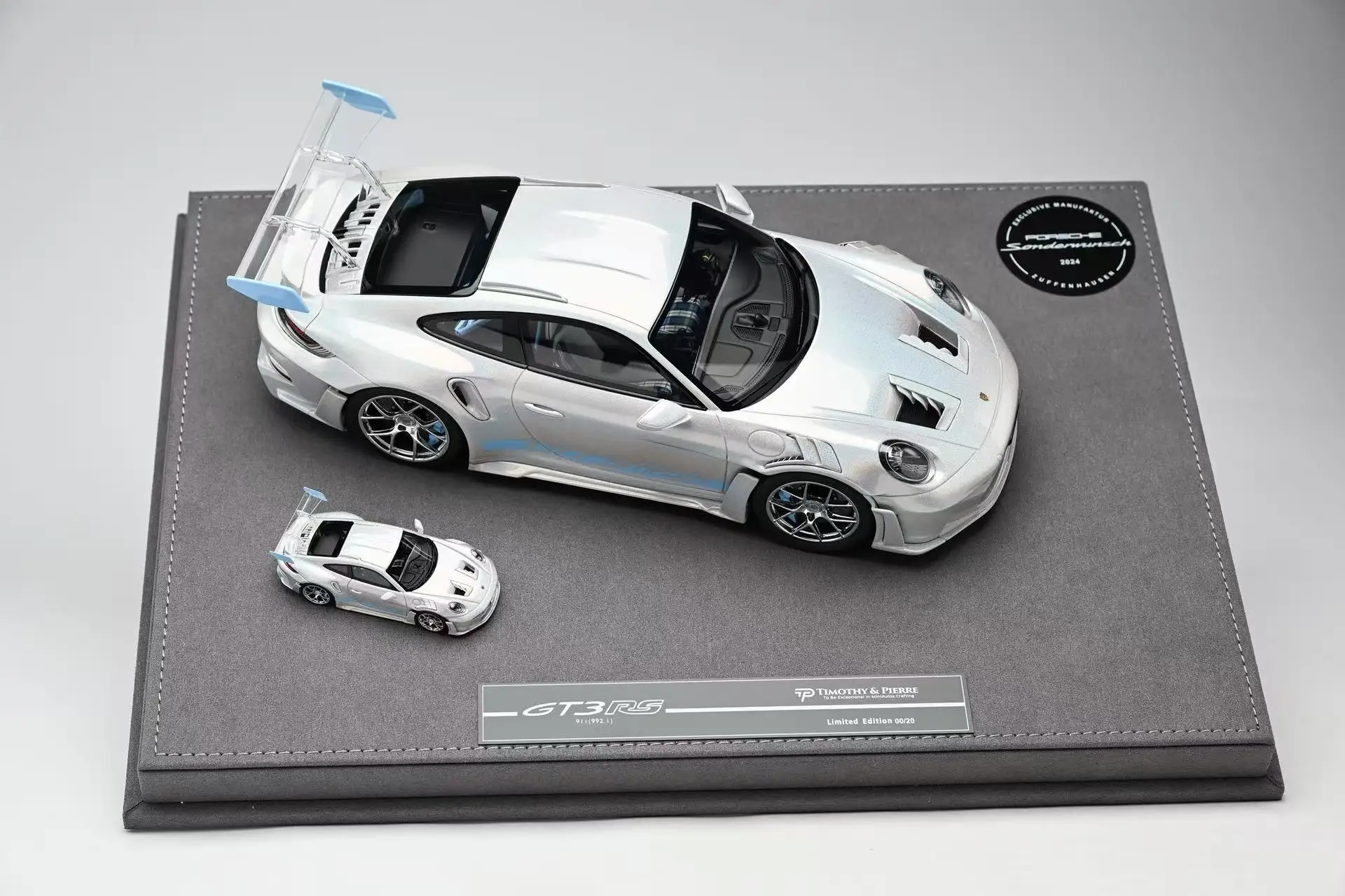 Porsche 911 GT3 RS Resin Miniature Set 8 Porsche 911 GT3 RS Resin Miniature Set - Image 8