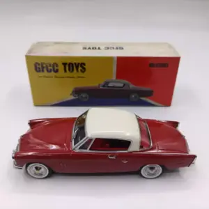 Vintage Red Classic Car Model 1/43 Scale