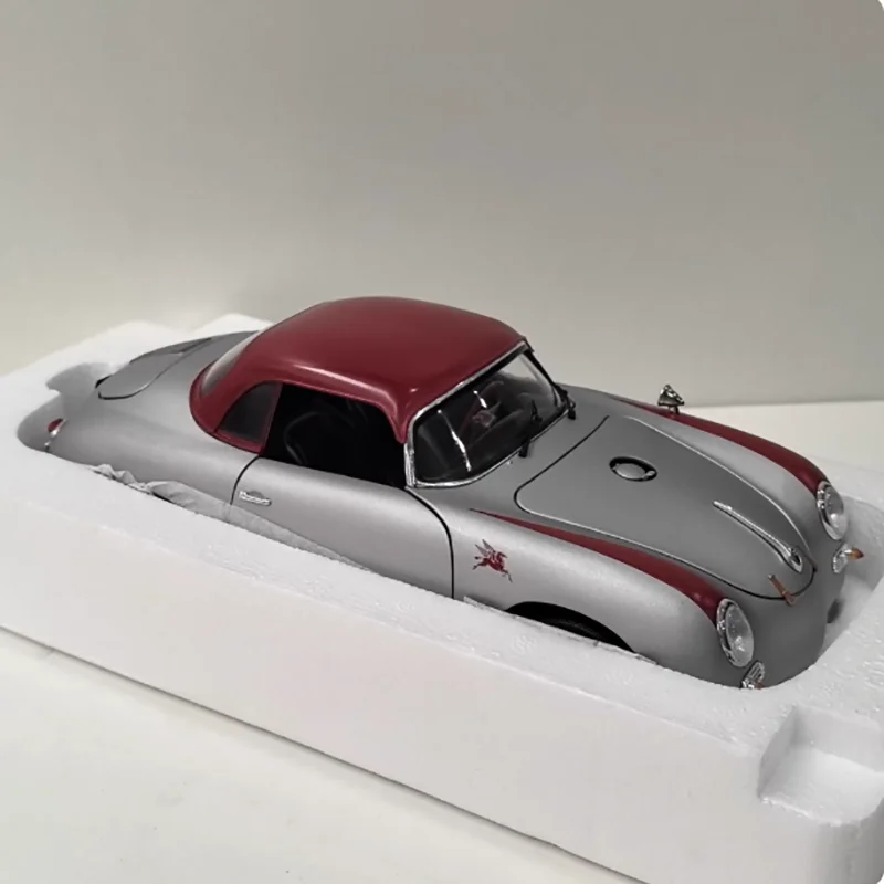 1:18 Vintage Diecast Model Car by SCHUCO 3 1:18 Vintage Diecast Model Car by SCHUCO - Image 3
