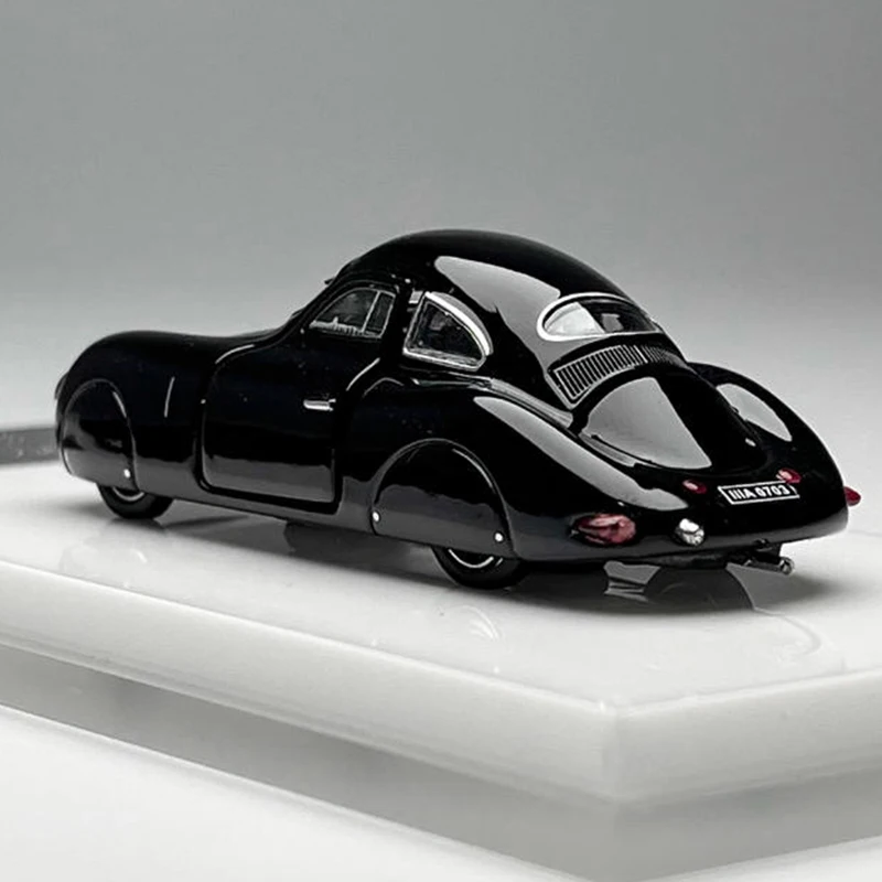 Vintage 1939 Alloy Car Model 1:64 Scale 6 Vintage 1939 Alloy Car Model 1:64 Scale - Image 6