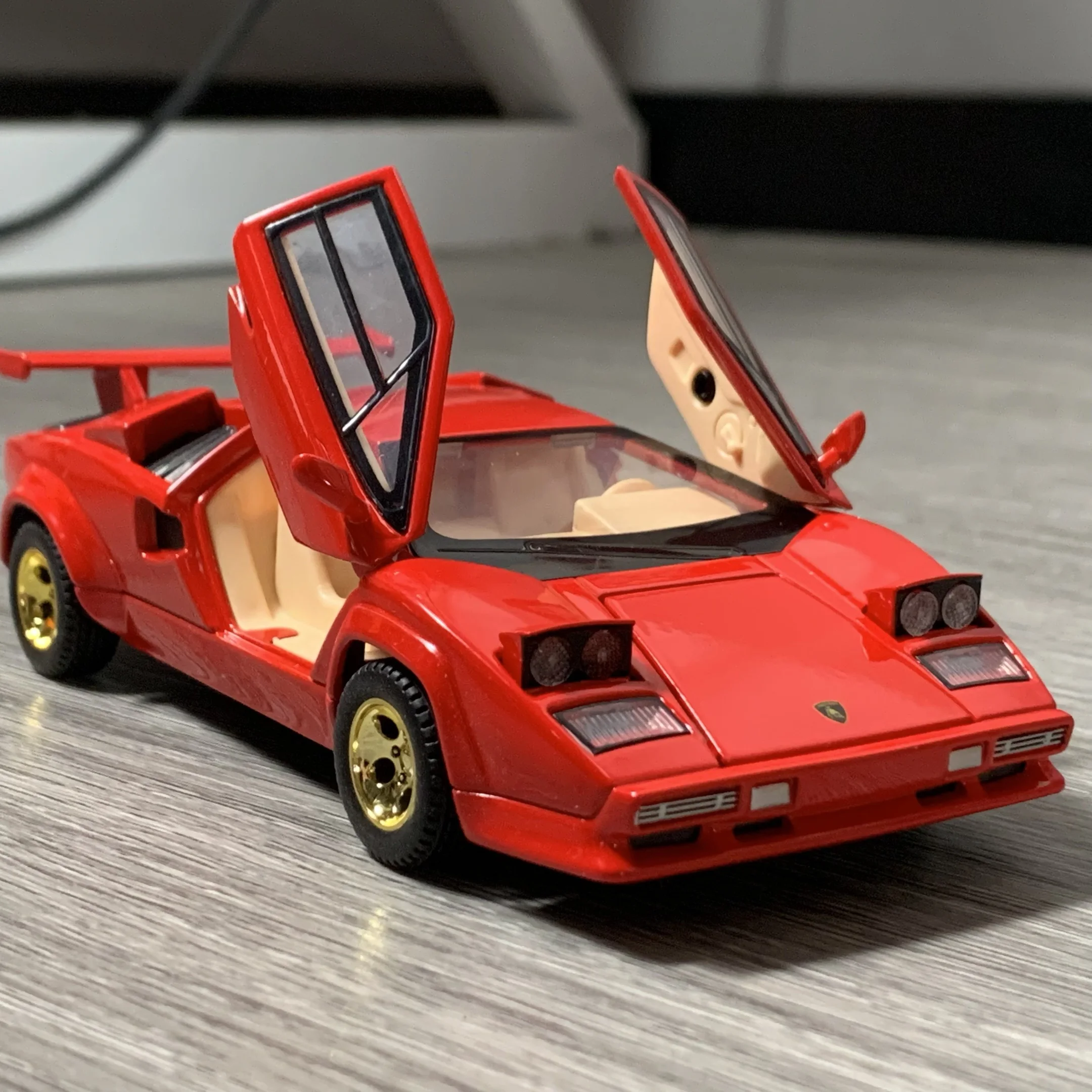 Black Lamborghini Countach LP500S Model 1:32 Scale 2 Black Lamborghini Countach LP500S Model 1:32 Scale - Image 2