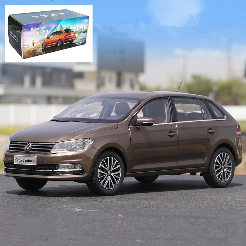 VW Gran Santana SUV 1:18 Diecast Model 9 VW Gran Santana SUV 1:18 Diecast Model - Image 9