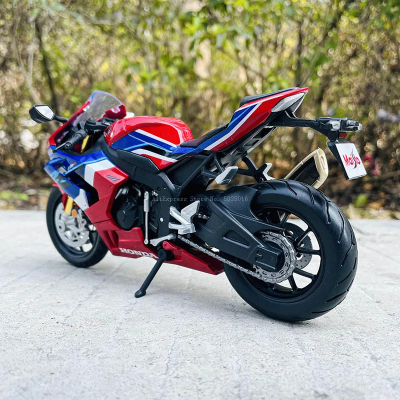 Maisto Honda CBR1000 RR-R Fireblade SP Model 4 Maisto Honda CBR1000 RR-R Fireblade SP Model - Image 4