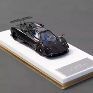 1/64 Scale Pagani Zonda Tricolore Model 9 S0d36da70ea1644bc958e9e1514c62049M