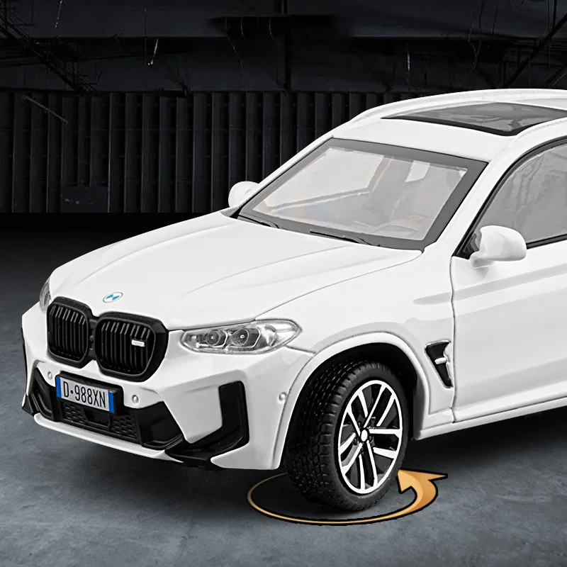 1:32 Scale Luxury SUV Diecast Model in Multiple Colors 4 1:32 Scale Luxury SUV Diecast Model in Multiple Colors - Image 4