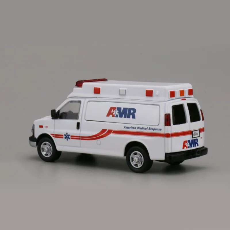 1:64 Scale Alloy AMR Ambulance Model 3 1:64 Scale Alloy AMR Ambulance Model - Image 3