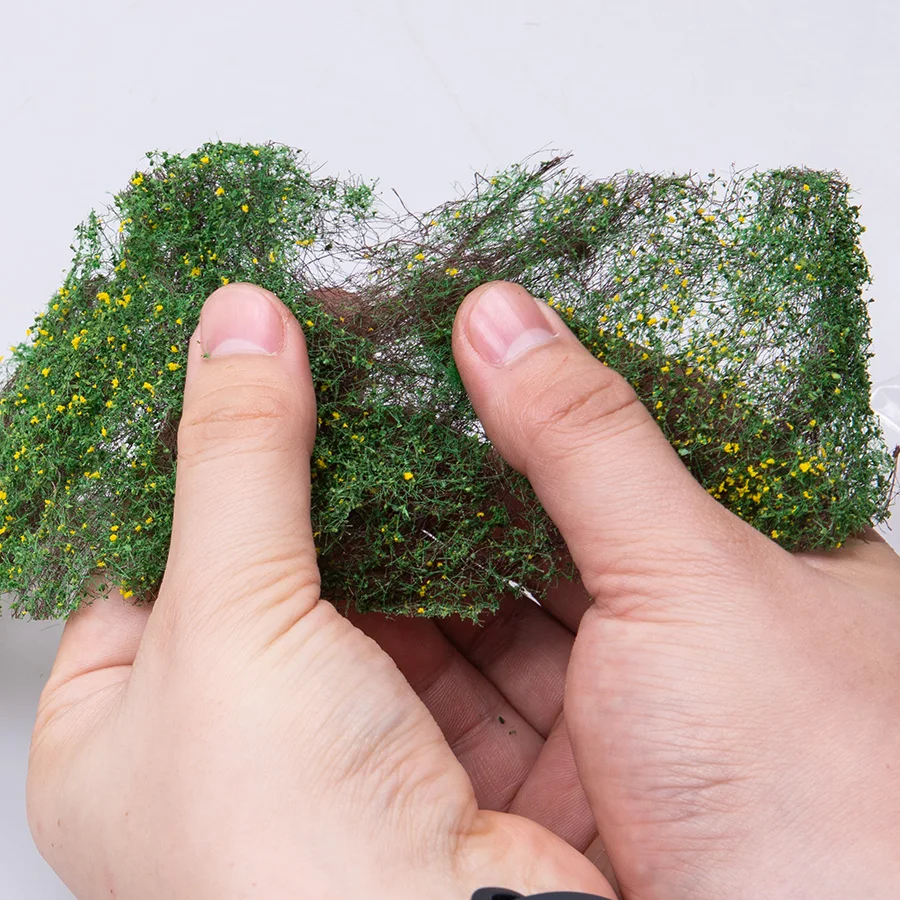 Vibrant Miniature Green Plant Creeper Vines 5 Vibrant Miniature Green Plant Creeper Vines - Image 5