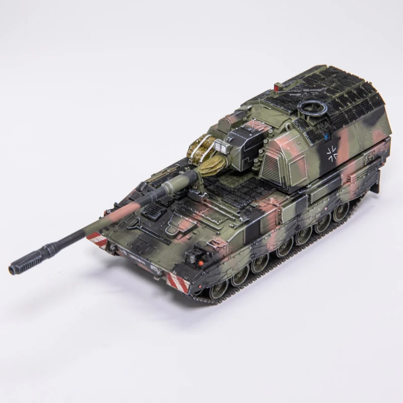 1/72 PZH2000 German Military Tank Model 3 1/72 PZH2000 German Military Tank Model - Image 3