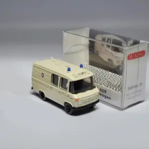 Vintage Ambulance Model WIKING 1:87 Scale