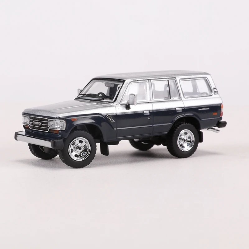 Land Cruiser LC60 1:64 Diecast Model Car 8 Land Cruiser LC60 1:64 Diecast Model Car - Image 8