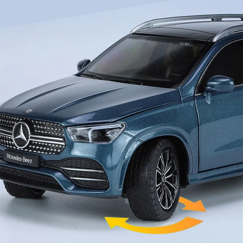 Mercedes-Benz GLE 1:24 Diecast Model in Black, Blue, White 4 Mercedes-Benz GLE 1:24 Diecast Model in Black, Blue, White - Image 4