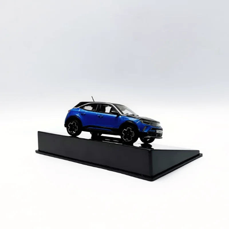 Blue Opel Mokka 2020 Diecast Model 1/43 Scale 1 Blue Opel Mokka 2020 Diecast Model 1/43 Scale