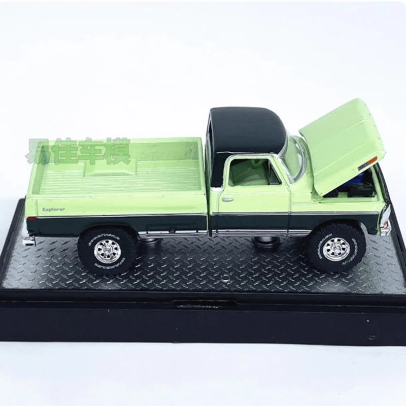 Vintage 1:64 Ford F-250 Explorer Diecast Model 3 Vintage 1:64 Ford F-250 Explorer Diecast Model - Image 3
