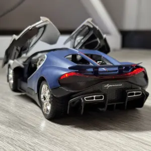 1:24 Diecast Supercar Model for Collectors 23 S1dfe009bbcea473788fa66dbc7ae7f31A