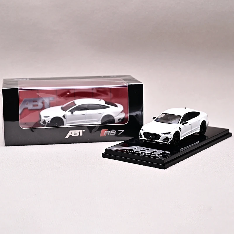 Diecast 1/64 Scale Audi RS7 Avant Collection 13 Diecast 1/64 Scale Audi RS7 Avant Collection - Image 13
