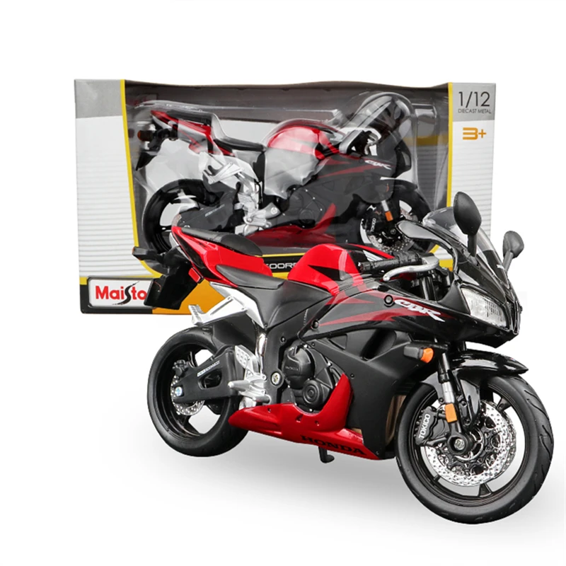 Honda CBR600RR 1:12 Scale Diecast Model for Collectors 7 Honda CBR600RR 1:12 Scale Diecast Model for Collectors - Image 7