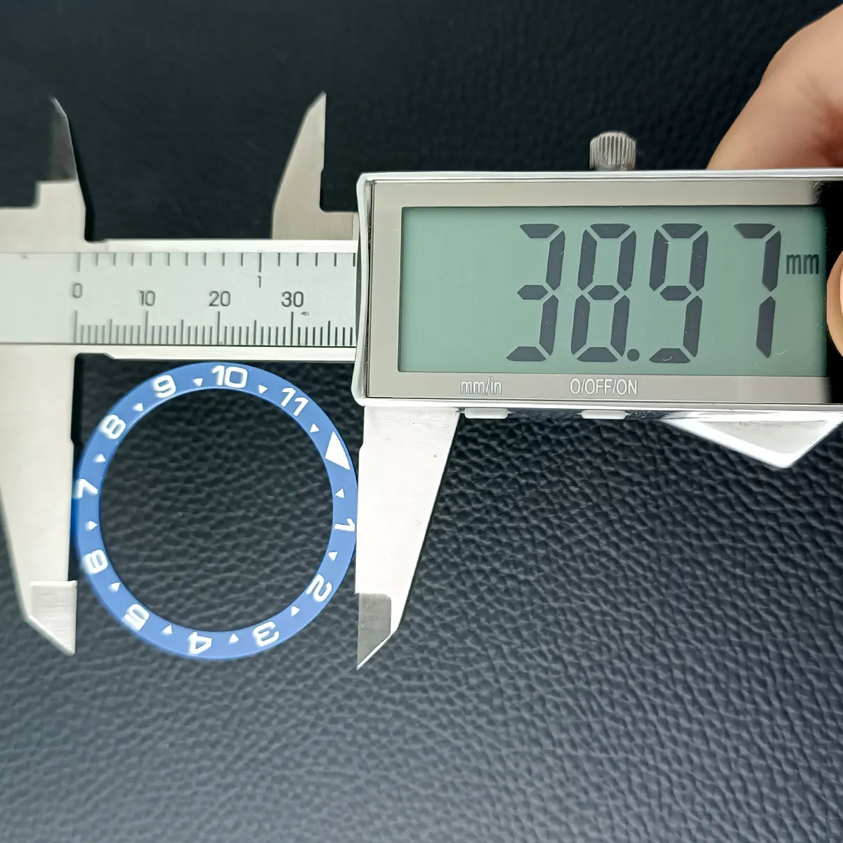 Flat Ceramic Bezel Inserts for Watches 39mm 5 Flat Ceramic Bezel Inserts for Watches 39mm - Image 5