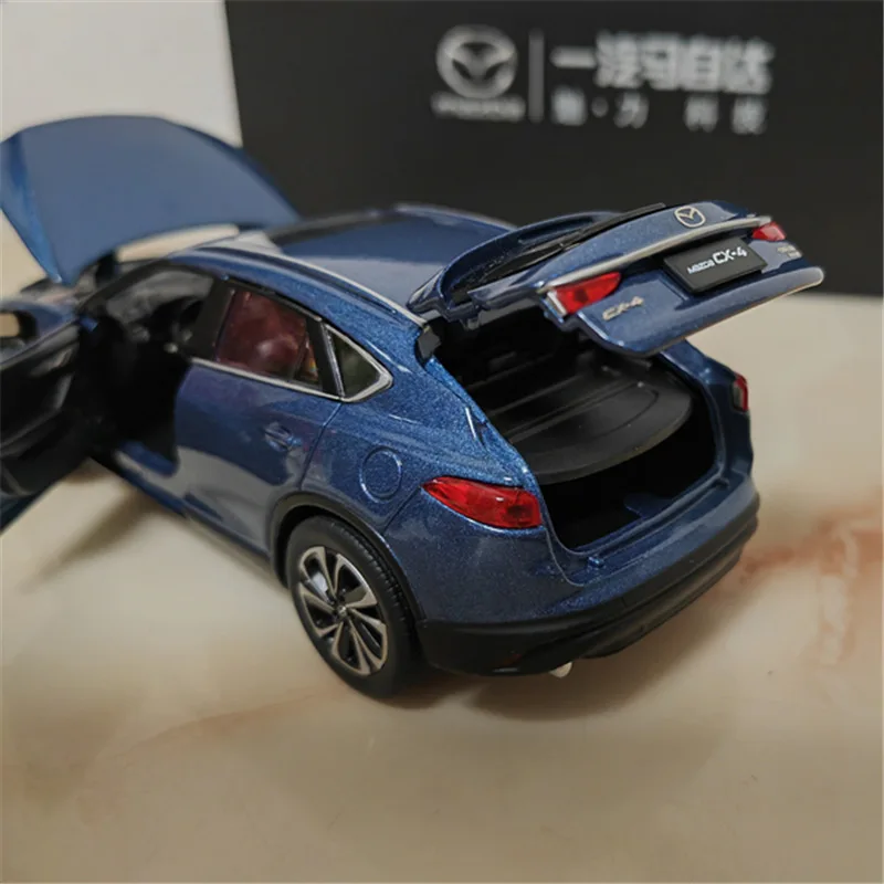 1:32 Mazda CX-4 Alloy Model for Collectors 3 1:32 Mazda CX-4 Alloy Model for Collectors - Image 3