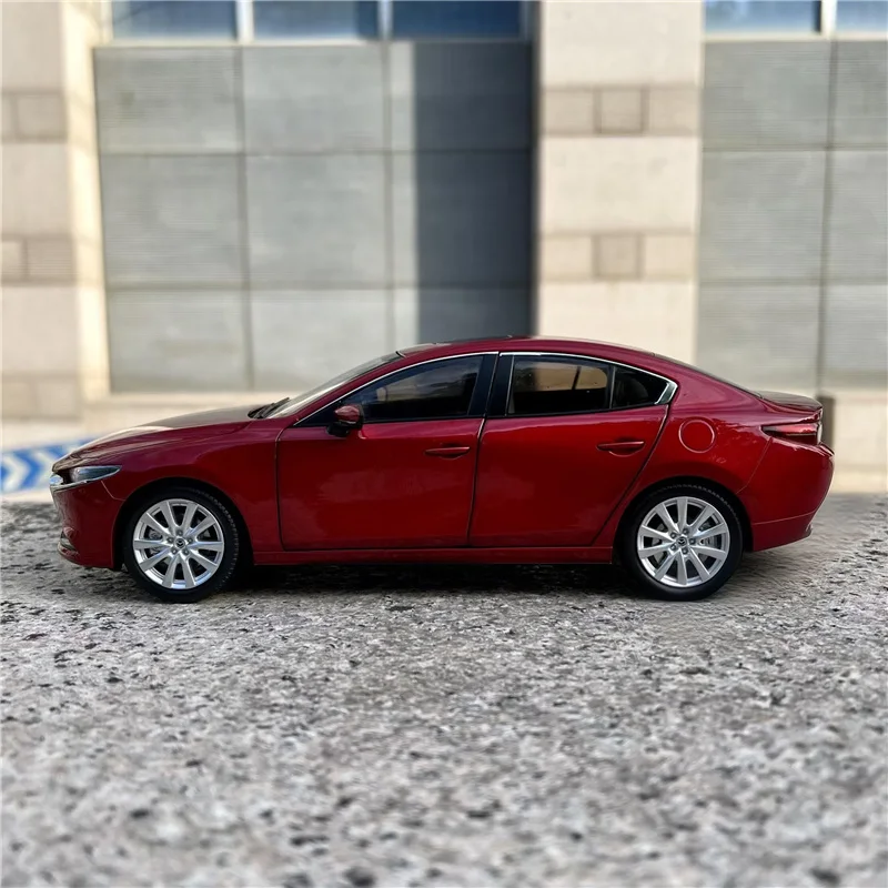 Red Mazda 3 Axela 1:18 Diecast Model 2 Red Mazda 3 Axela 1:18 Diecast Model - Image 2