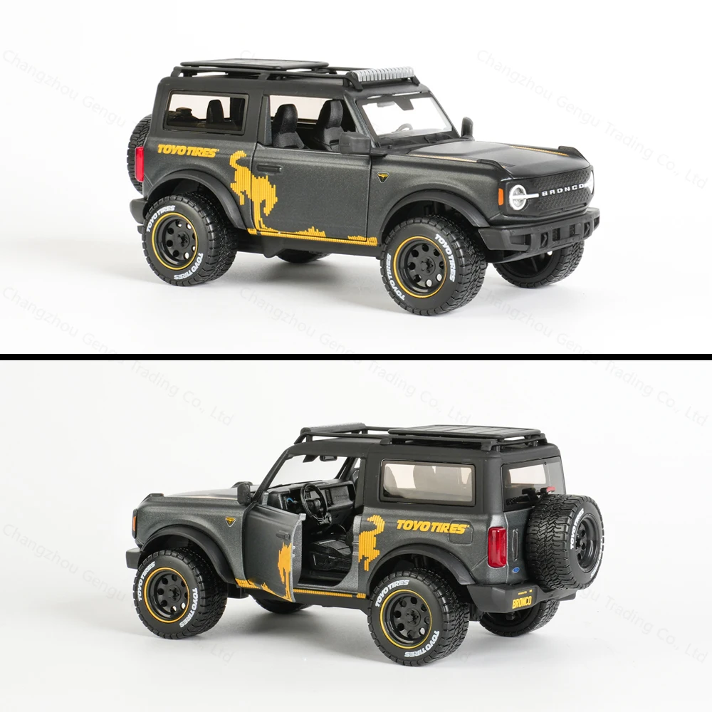 2021 Ford Bronco Badlands 1:24 Die-Cast Model 5 2021 Ford Bronco Badlands 1:24 Die-Cast Model - Image 5