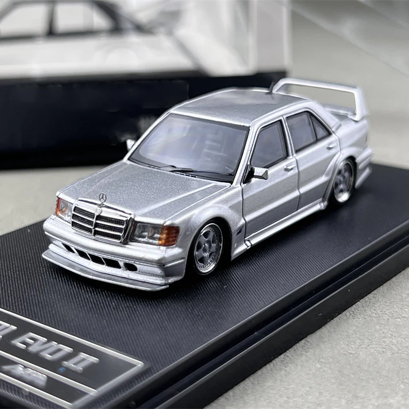 Mercedes 190E W201 2.5-16 Evo II Restomod Model 5 Mercedes 190E W201 2.5-16 Evo II Restomod Model - Image 5