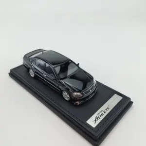 1/43 Resin Model Car in Black or Off-White 10 S2383068b4c8d45f5aa3807cb7f05a500B