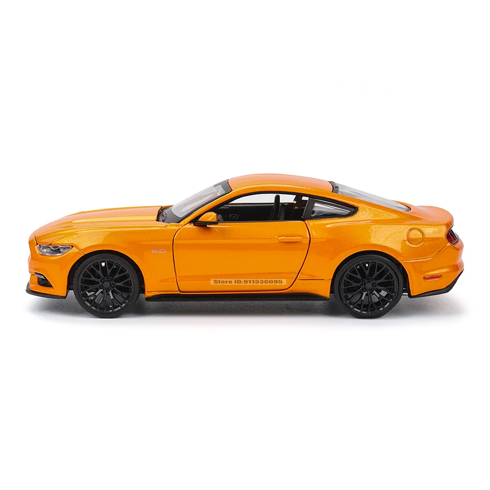 Ford Mustang Shelby GT500 1:24 Diecast Model 5 Ford Mustang Shelby GT500 1:24 Diecast Model - Image 5