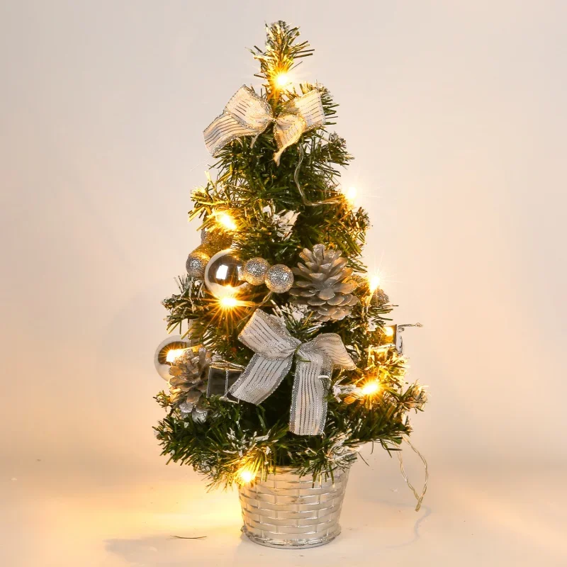 40cm LED Christmas Tree Nightlight in Silver, Gold, Red 7 40cm LED Christmas Tree Nightlight in Silver, Gold, Red - Image 7