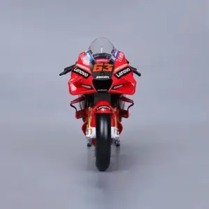 Ducati Desmosedici GP22 1:6 Scale Model 9 S2b15b7ccc2b94b6c99cb76acafd6a6e1g