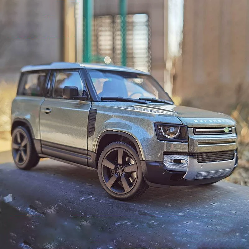 Land Rover Defender 2020 1:26 Diecast Model 5 Land Rover Defender 2020 1:26 Diecast Model - Image 5