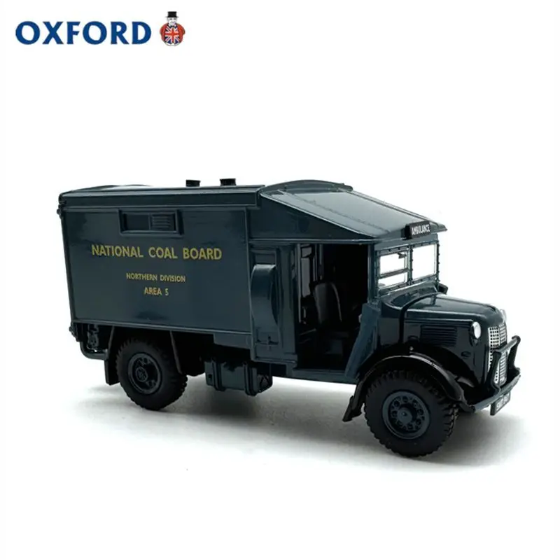 Vintage Austin K2 Ambulance Model 1:76 Scale 5 Vintage Austin K2 Ambulance Model 1:76 Scale - Image 5