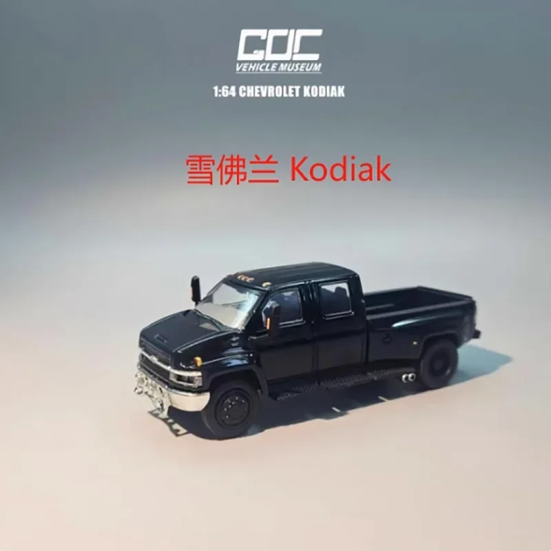 1:64 GMC Topkick/Kodiak Diecast Model 6 1:64 GMC Topkick/Kodiak Diecast Model - Image 6