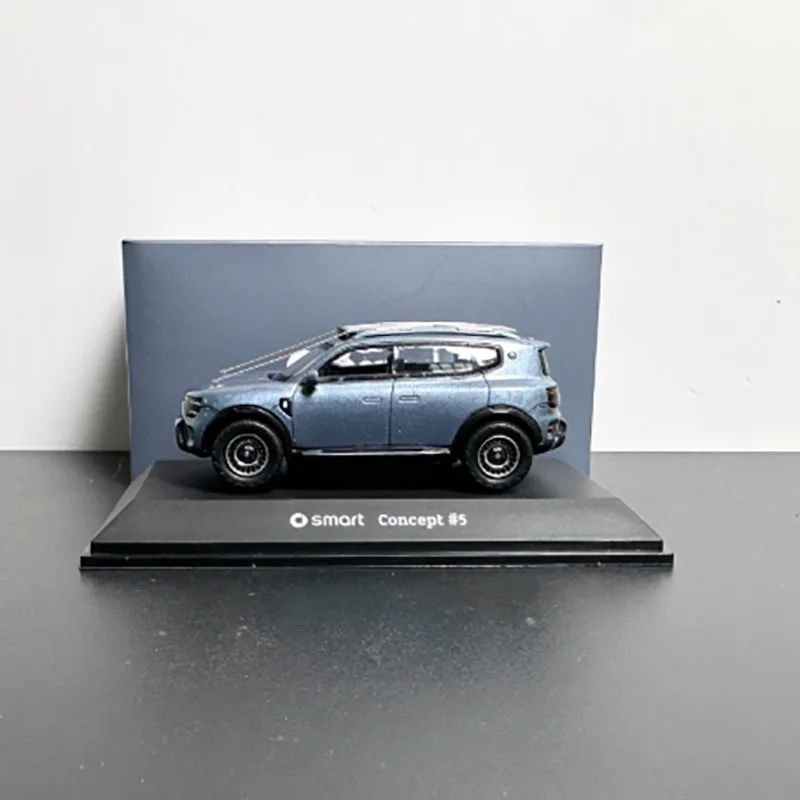 1:64 Alloy SUV Car Model by WELLY 3 1:64 Alloy SUV Car Model by WELLY - Image 3