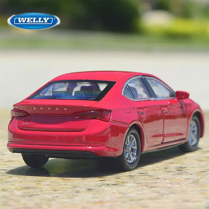 Vibrant Red Welly Skoda Octavia Miniature Model 2 Vibrant Red Welly Skoda Octavia Miniature Model - Image 2