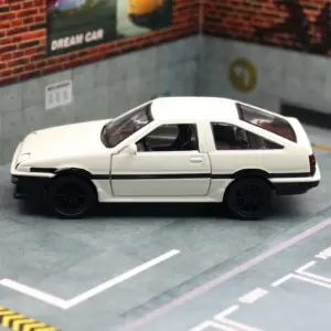 Toyota AE86 1:37 Diecast Model Car in White 11 S2ff32e684ee34e35a69244d75b6a370dW