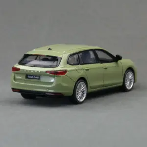 1:35 Scale Škoda Superb Combi IV Diecast Model 10 S30507e34e7394530832dfcdf0da1d31bl