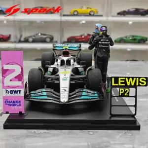Mercedes F1 W13 1:18 Resin Model with Driver Figures 9 S325de14b0e9f4cc2860b53a6bd540b4e2