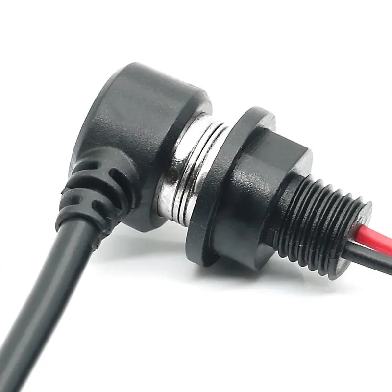 Waterproof Magnetic Power Cord 15A 24V 4 Waterproof Magnetic Power Cord 15A 24V - Image 4