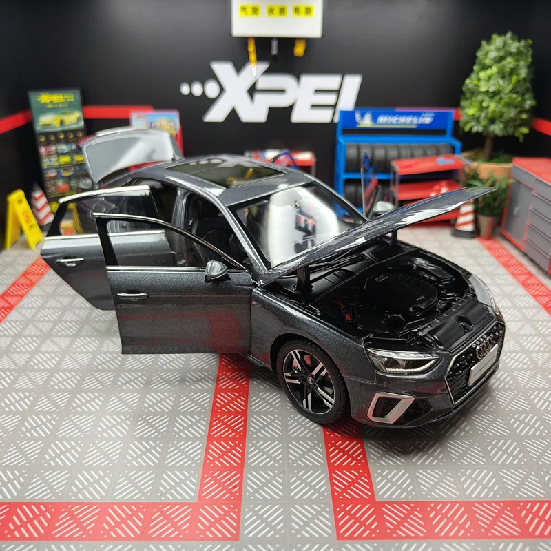 1:18 Audi A4L Diecast Model Car 3 1:18 Audi A4L Diecast Model Car - Image 3