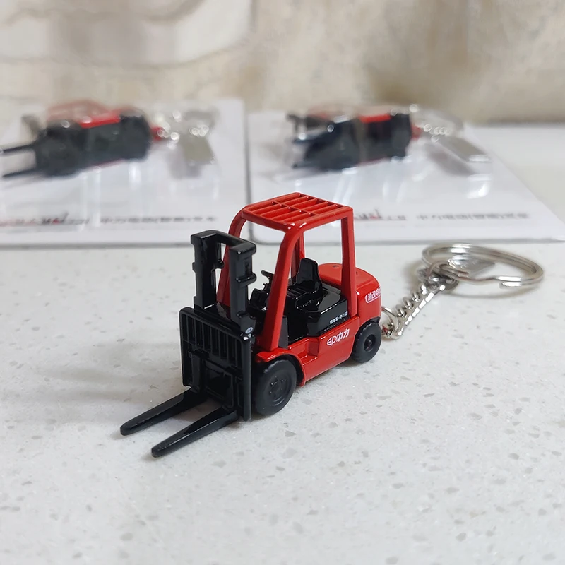 Mini Forklift Alloy Keychain Collectible in 1:100 Scale 3 Mini Forklift Alloy Keychain Collectible in 1:100 Scale - Image 3