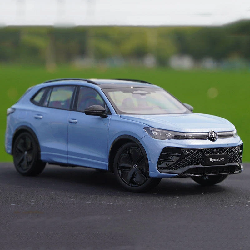 1:18 Volkswagen Tiguan L Pro Diecast Model 2 1:18 Volkswagen Tiguan L Pro Diecast Model - Image 2