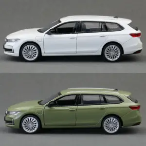 Vibrant Green 1/35 Skoda Superb Combi Model 13 S36d71a3cc6204fb5a4481a9805e81eebH
