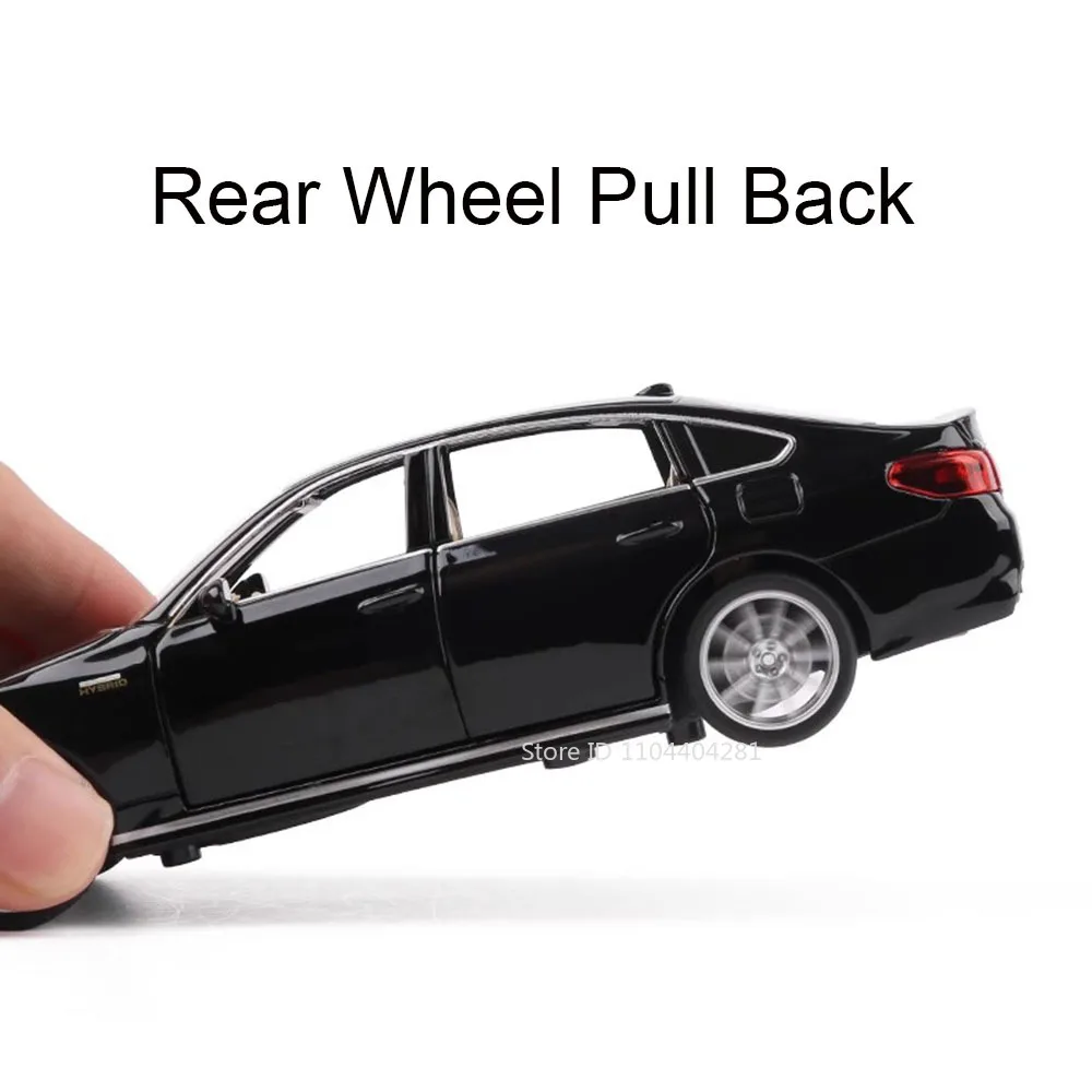 1:32 Scale Diecast Crown and Corolla Replicas 5 1:32 Scale Diecast Crown and Corolla Replicas - Image 5