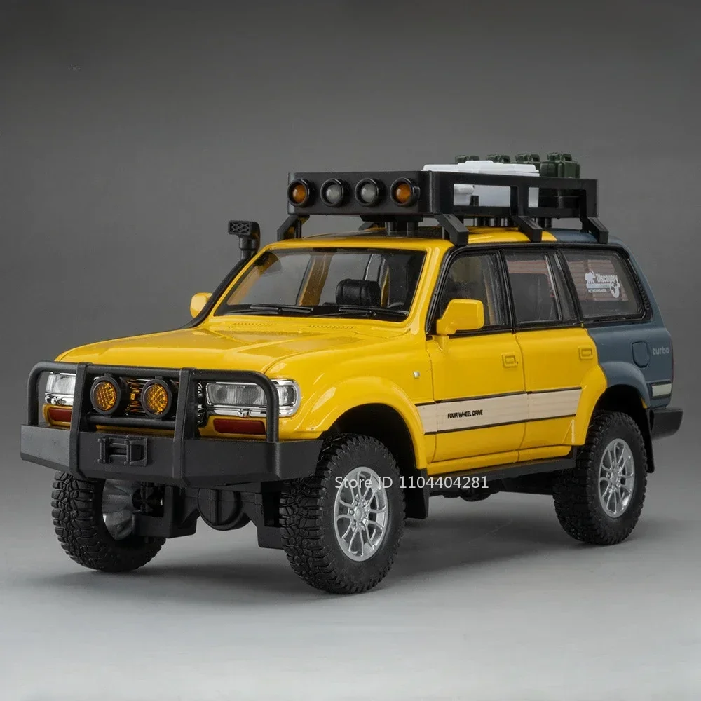 1:24 Diecast Land Cruiser Model with Lights 7 1:24 Diecast Land Cruiser Model with Lights - Image 7