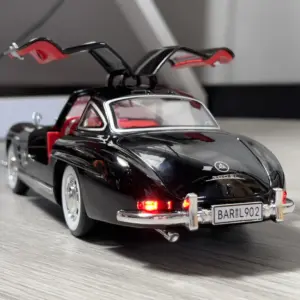 1:18 Mercedes-Benz 300SL Diecast Model Car