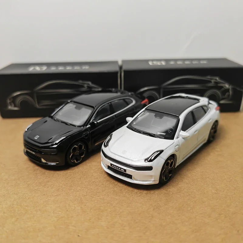 ZEEKR 001 1:64 Diecast Model Car 2 ZEEKR 001 1:64 Diecast Model Car - Image 2