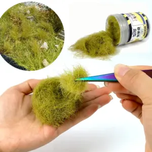 Realistic Miniature Grass Model for Dioramas