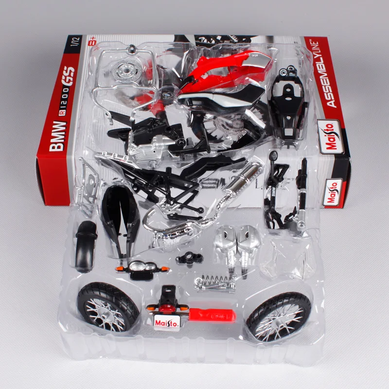 BMW R 1200 GS 1:12 Scale Diecast Motorcycle Model 2 BMW R 1200 GS 1:12 Scale Diecast Motorcycle Model - Image 2