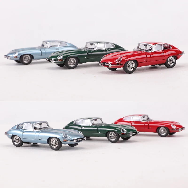 1961 Jaguar E-TYPE Diecast Model Car 3 1961 Jaguar E-TYPE Diecast Model Car - Image 3